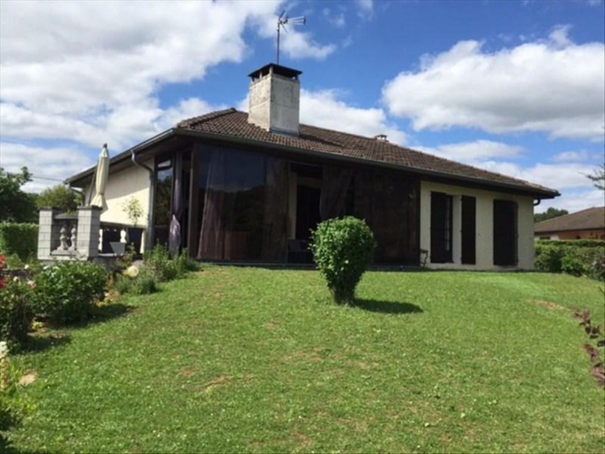 Maison 6 pièces (3 chambres) à Pouilleylesvignes 101.00 m² Vente