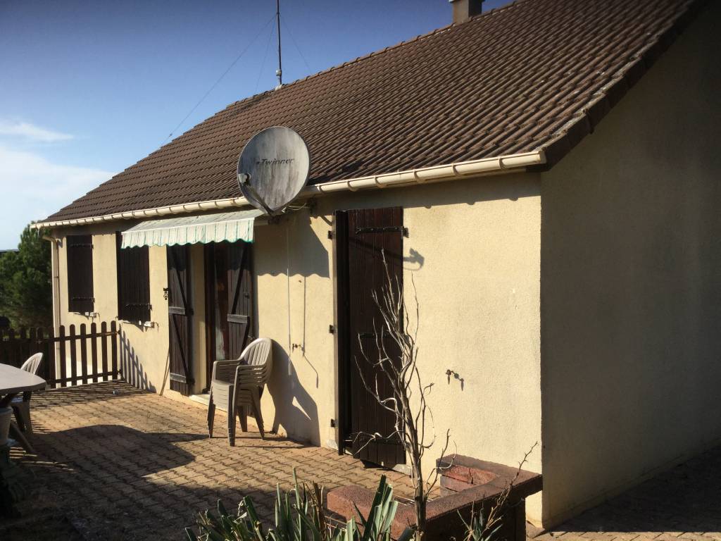 Maison 5 pièces (3 chambres) à Rougemont 90.00 m² Vente