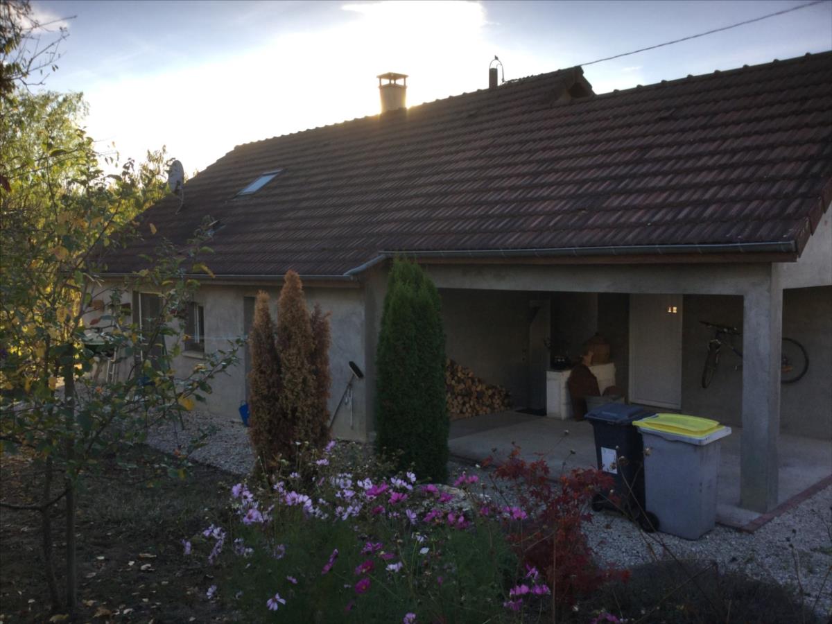 Maison 5 pièces (4 chambres) à Rougemont 0.00 m² Vente