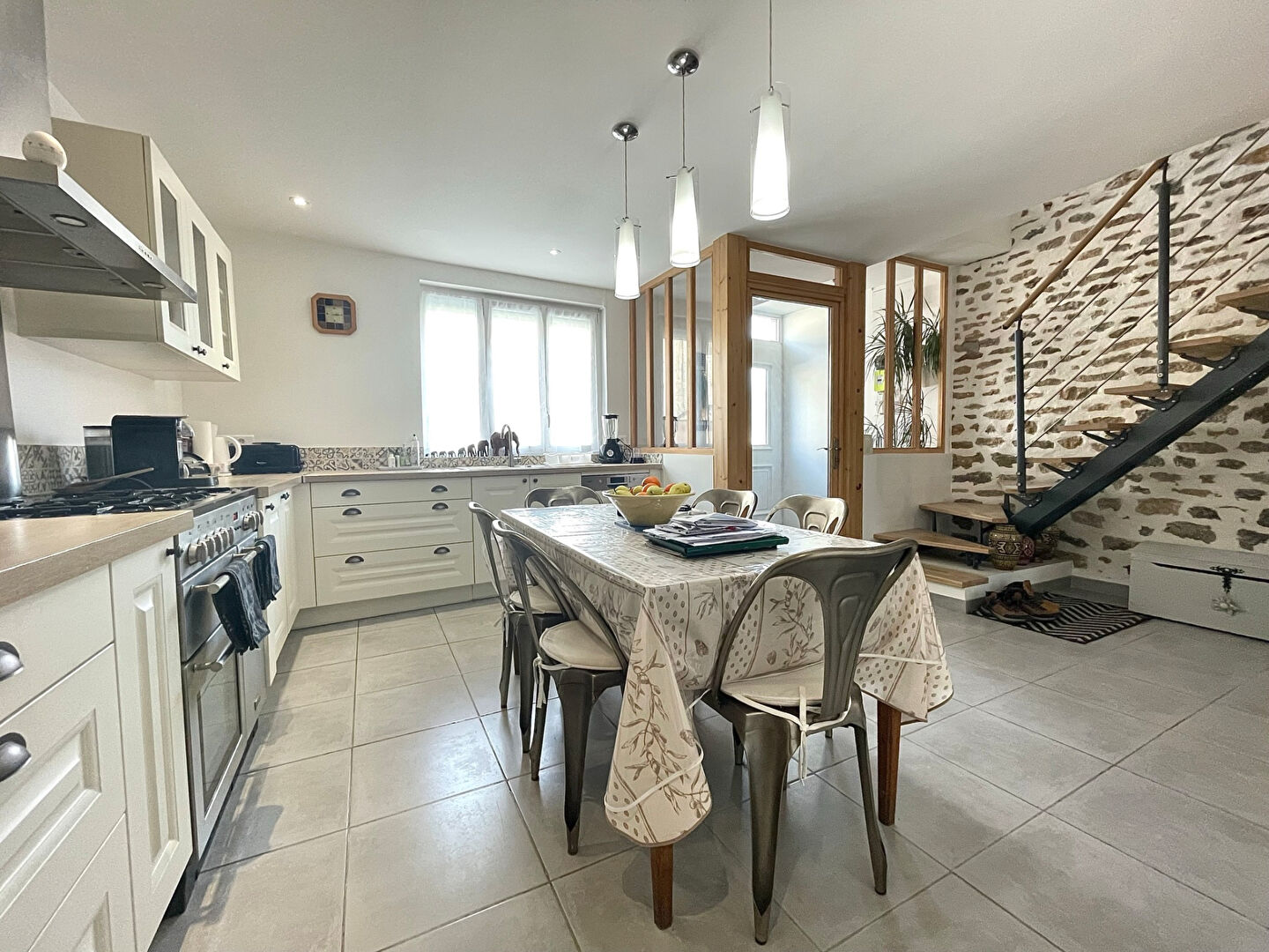 Maison 7 pièces à vendre à Pouilley Les Vignes Centre | Letondal Immobilier