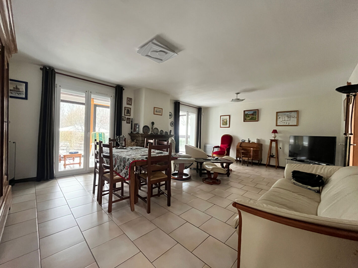 Maison 6 pièces (4 chambres) à Pouilley Les Vignes - 102.71 m² - Vente